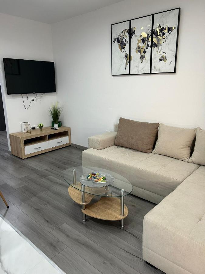 Apartment Marko With A Beautiful View Of The Sea Kaštel Sućurac Exterior foto